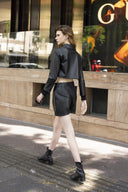Blouson court motard en simili cuir