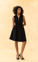 Robe patineuse sans manches à col