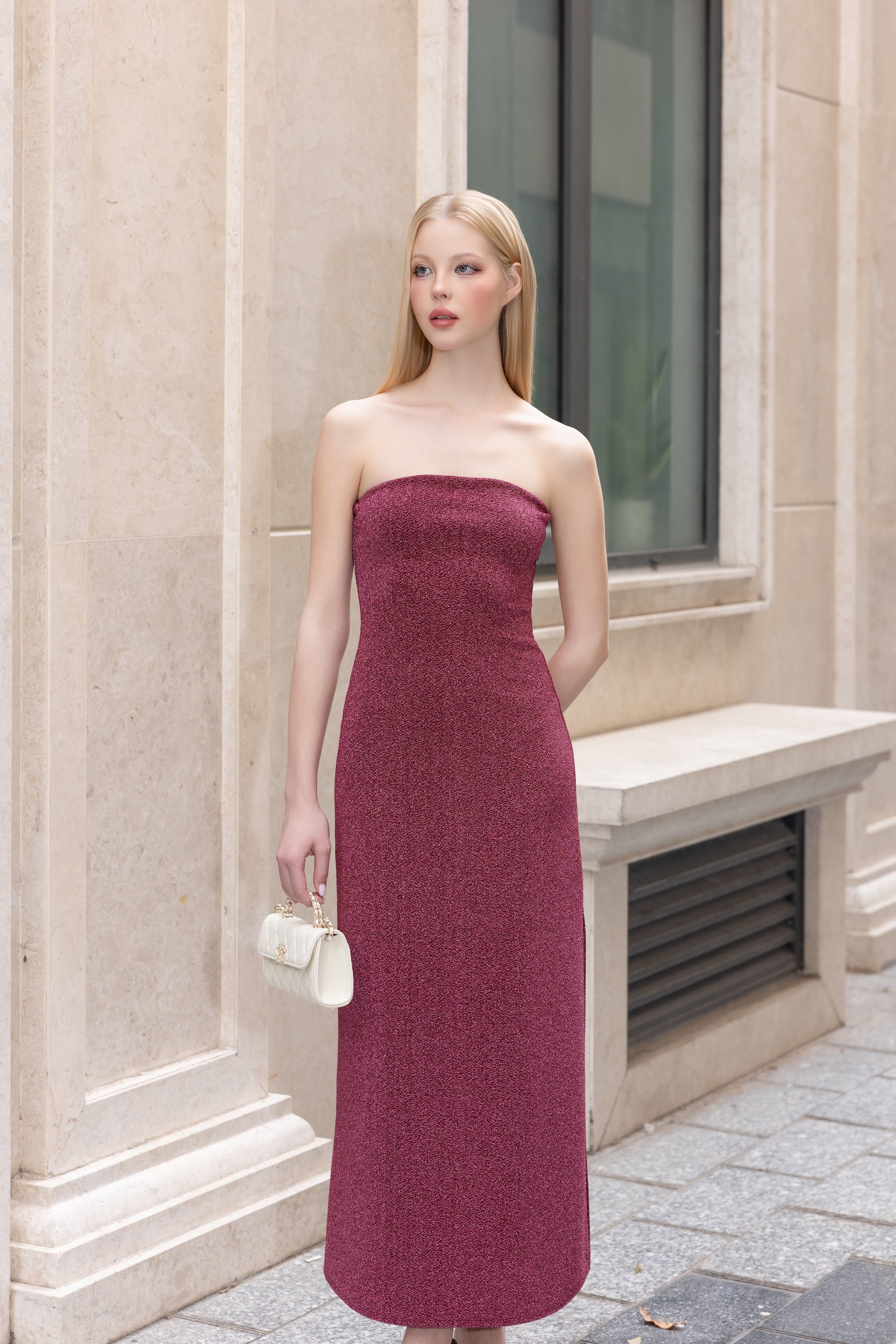 Robe Élégante Profonde