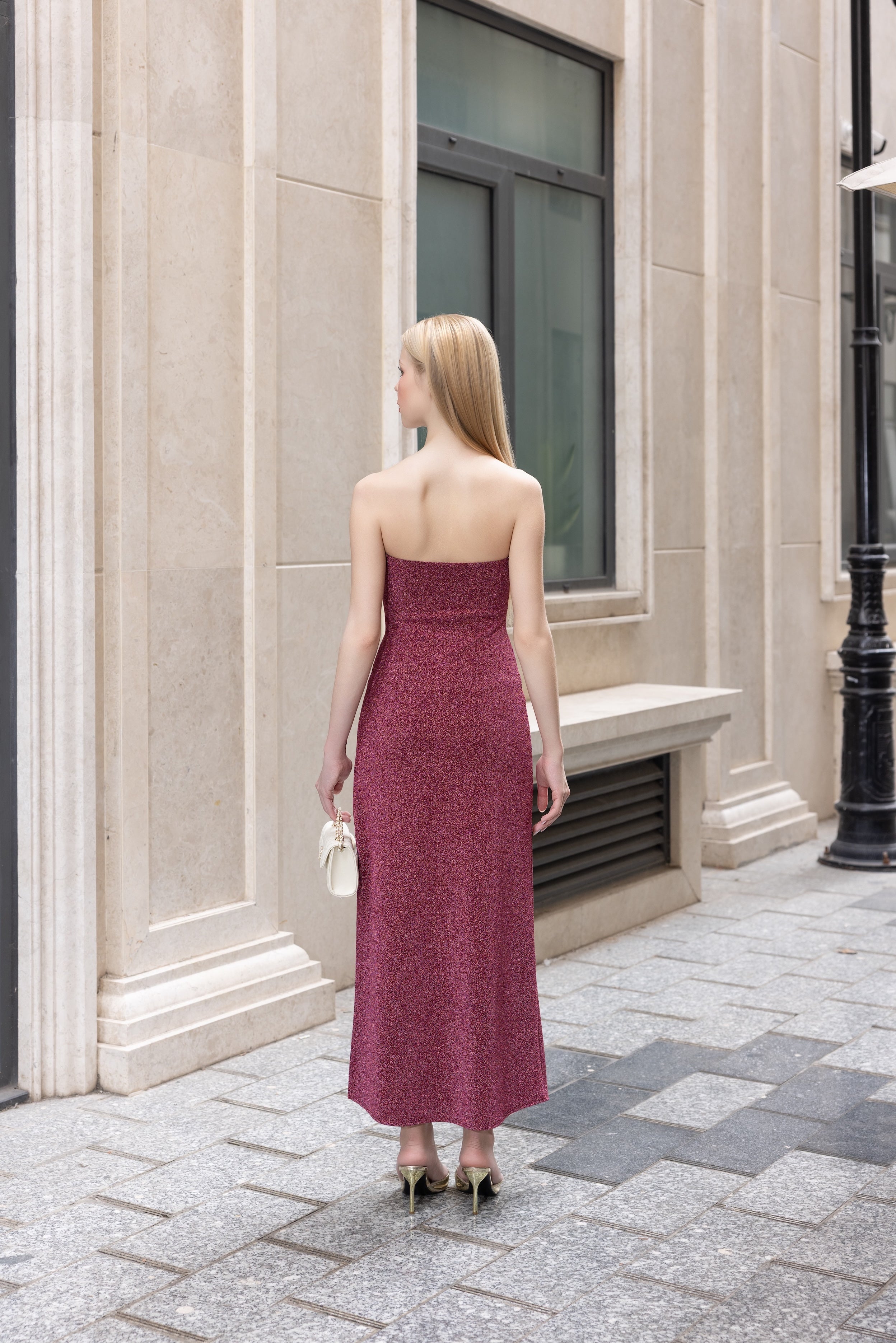 Robe Élégante Profonde