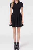 Robe patineuse à col polo