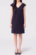 Robe courte droite à col V