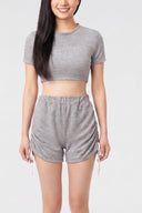 Crop top côtelé à manches courtes